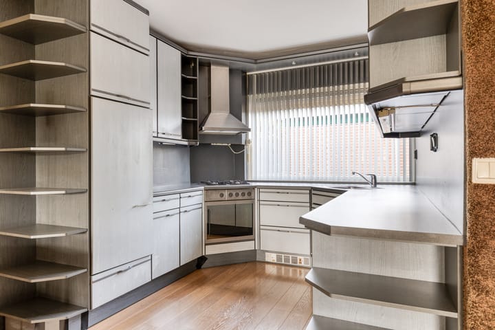 Photo 13 of Drevel 32