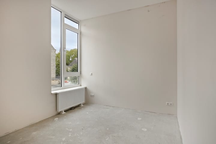 Photo 17 of Oranjelaan 1-D