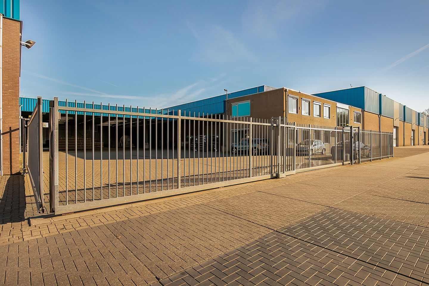 Bekijk foto 2 van Galvanistraat 15