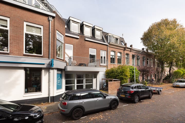 Foto 23 van Aelbertsbergstraat 47-A