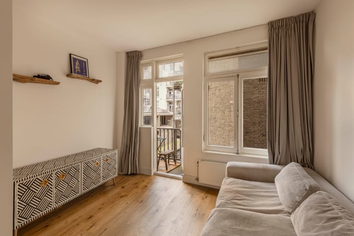 Foto 23 van Groenmarktkade 7-1