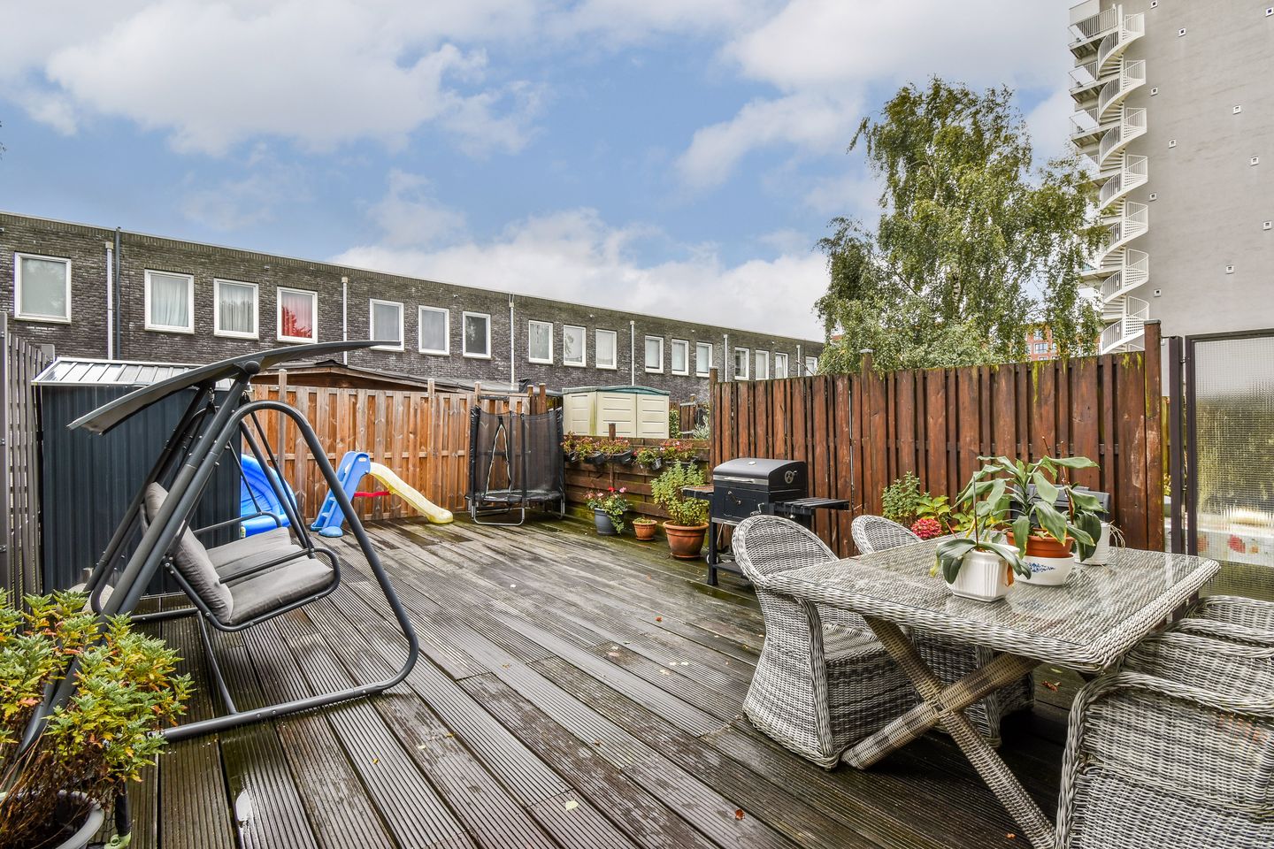 Foto 5 van Raoul Wallenberghofje 8