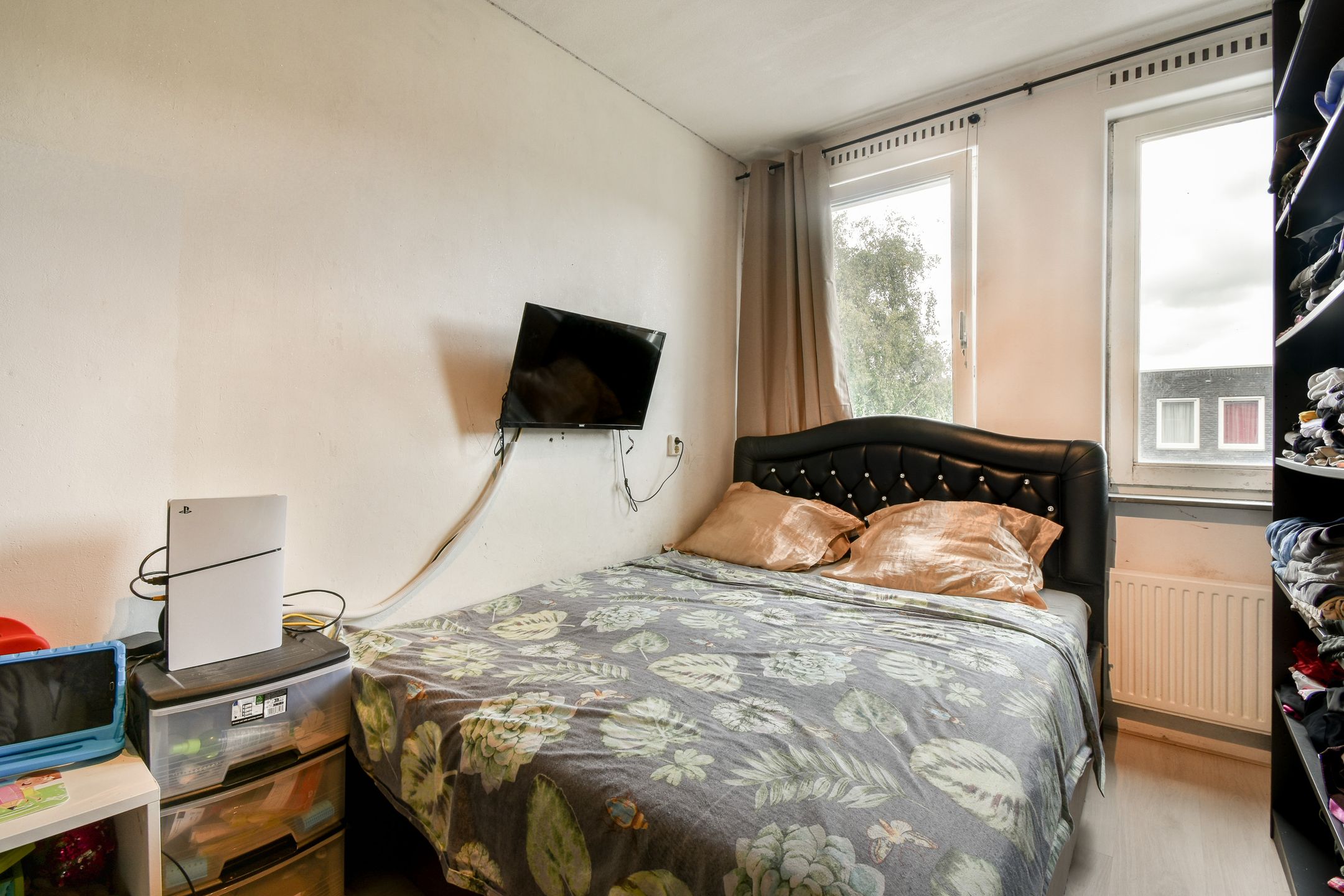 Foto 21 van Raoul Wallenberghofje 8