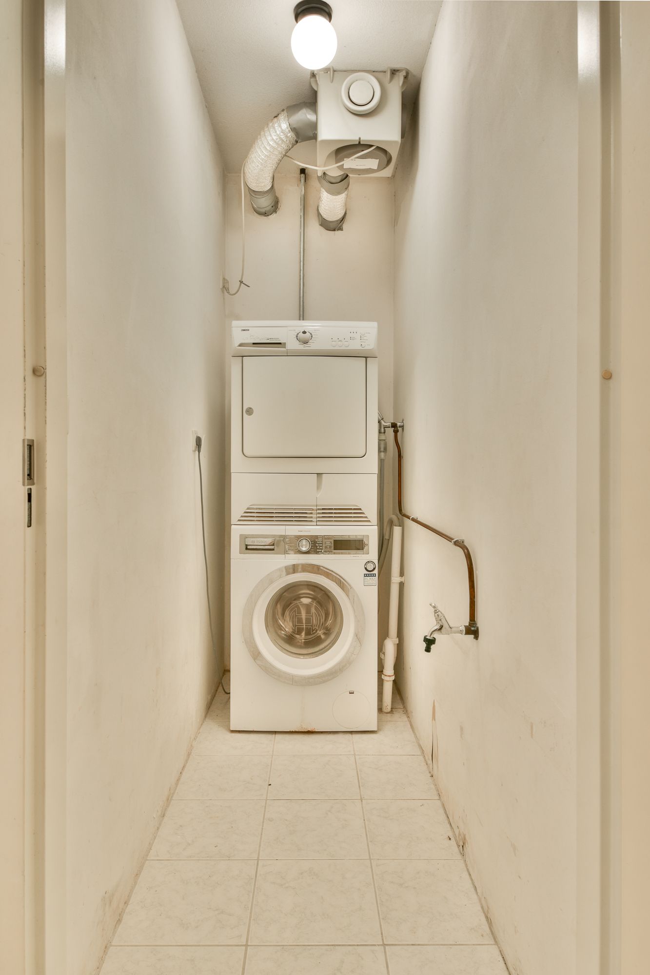 Foto 27 van Raoul Wallenberghofje 8