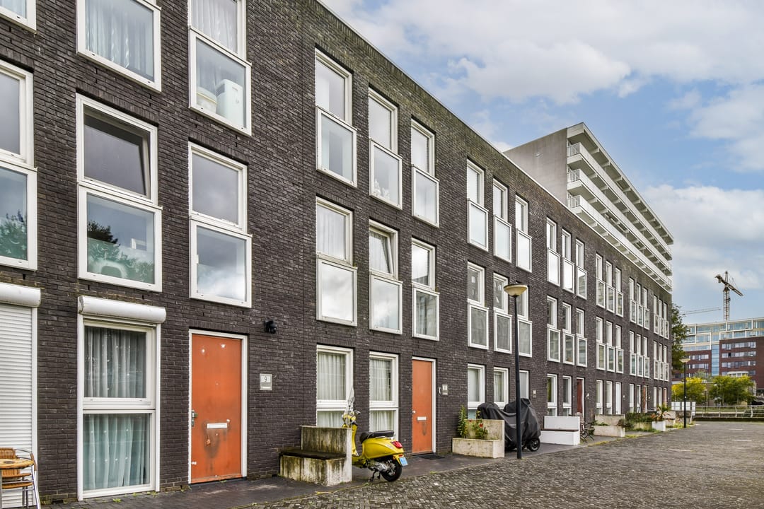 Foto 31 van Raoul Wallenberghofje 8