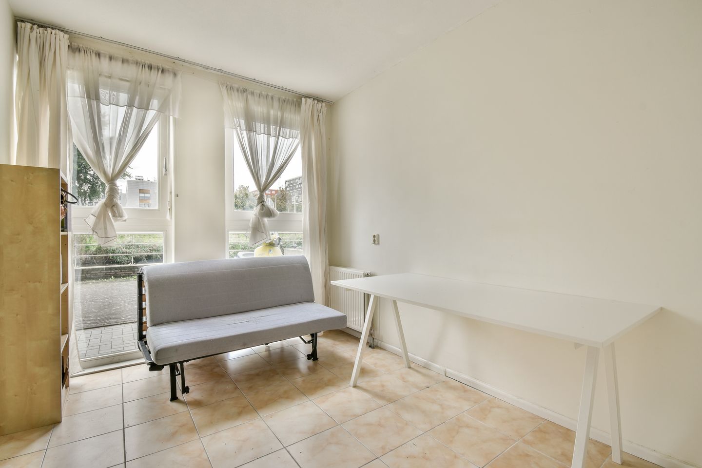 Foto 25 van Raoul Wallenberghofje 8