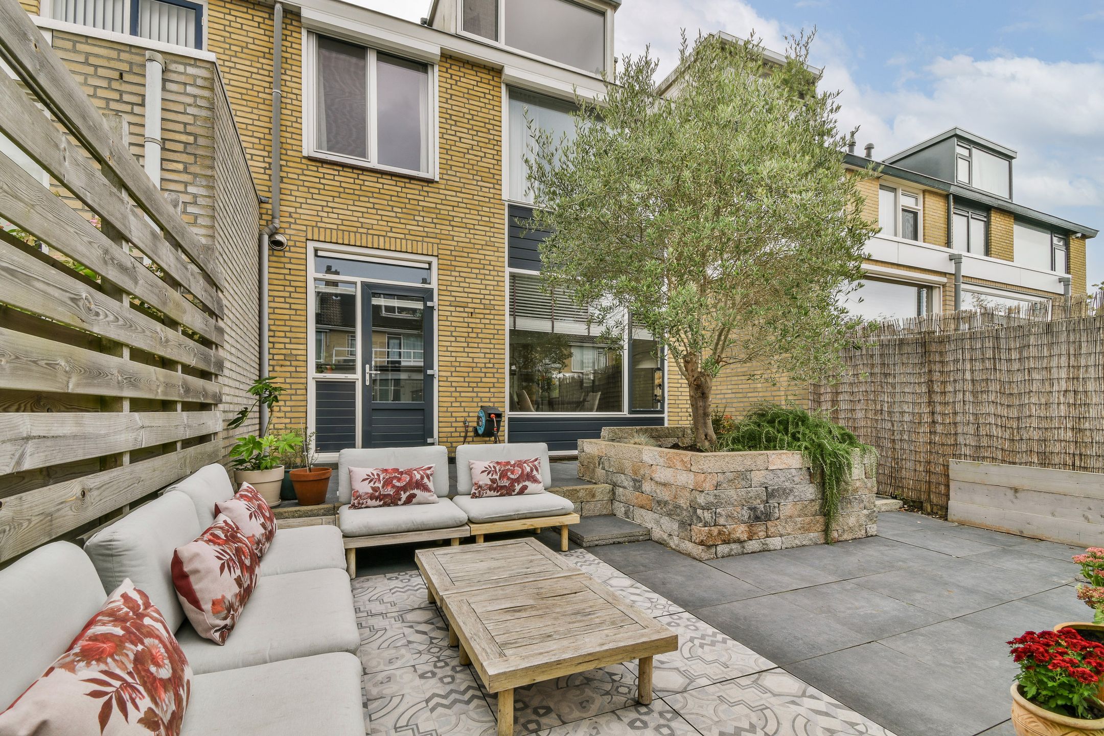 Photo 3 of Doys van der Doesstraat 37