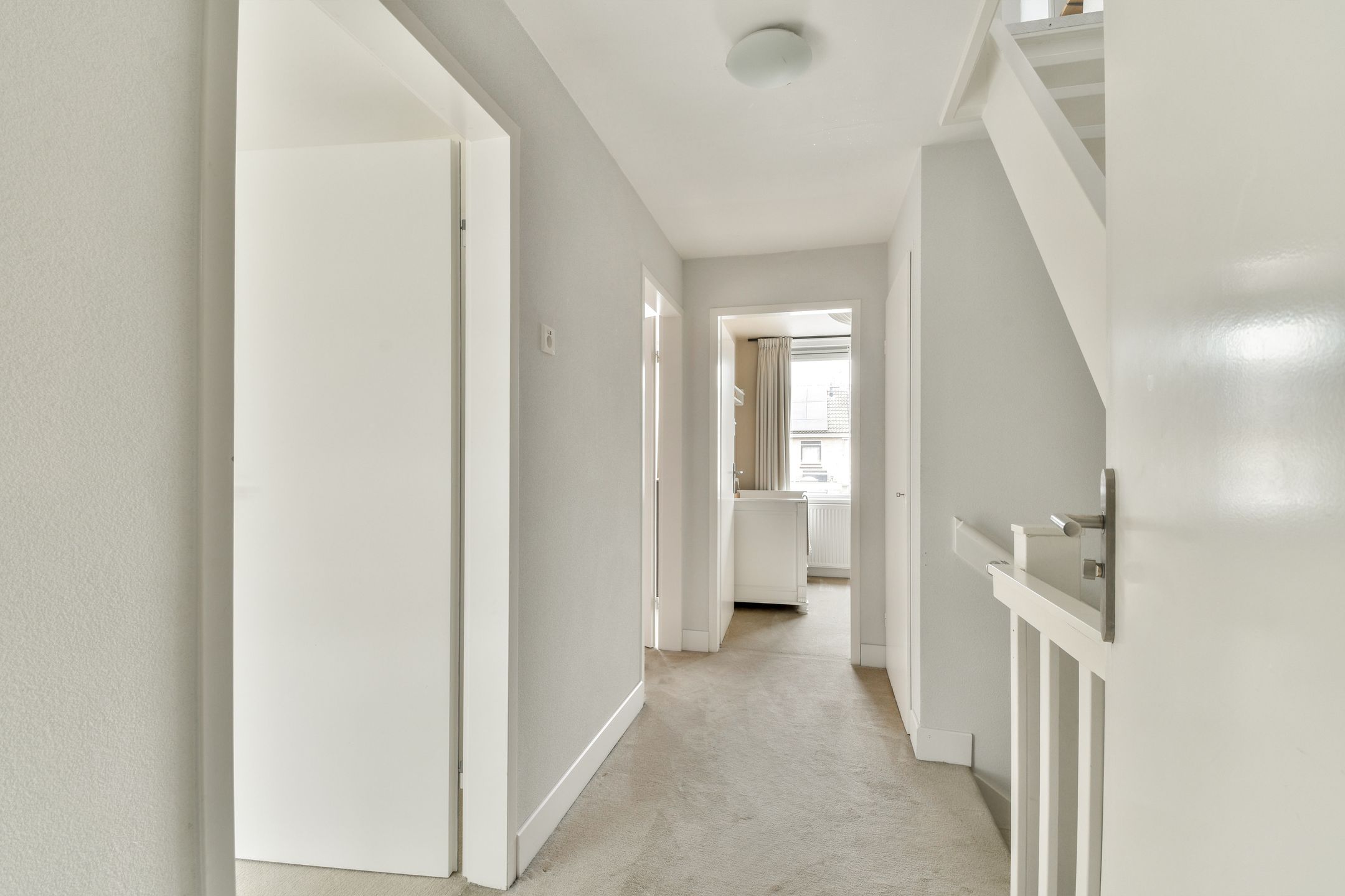 Photo 15 of Doys van der Doesstraat 37