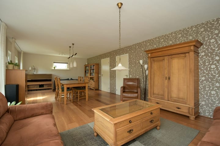 Foto 12 van Burgemeester Wuiteweg 154