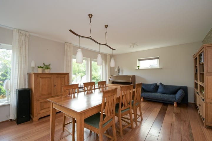 Foto 14 van Burgemeester Wuiteweg 154