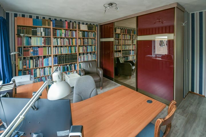 Foto 21 van Burgemeester Wuiteweg 154