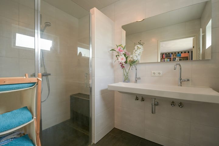 Foto 24 van Burgemeester Wuiteweg 154