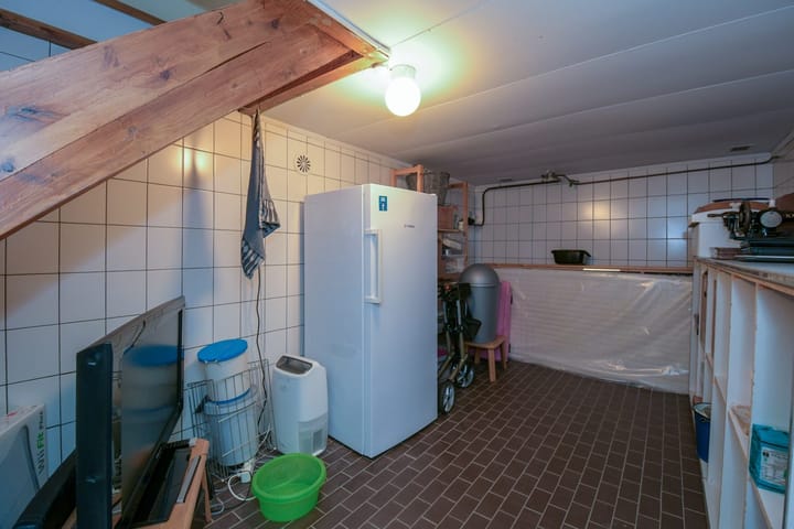 Foto 25 van Burgemeester Wuiteweg 154