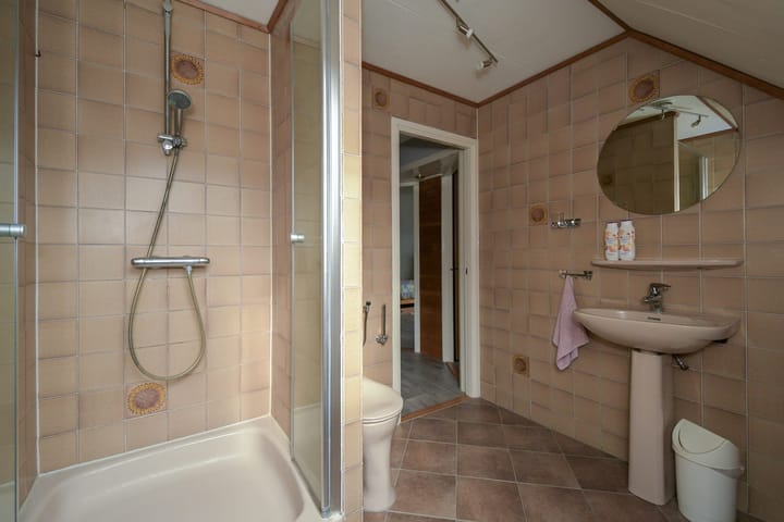 Foto 33 van Burgemeester Wuiteweg 154