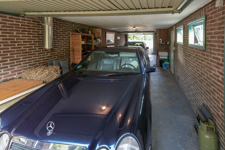 Foto 49 van Burgemeester Wuiteweg 154