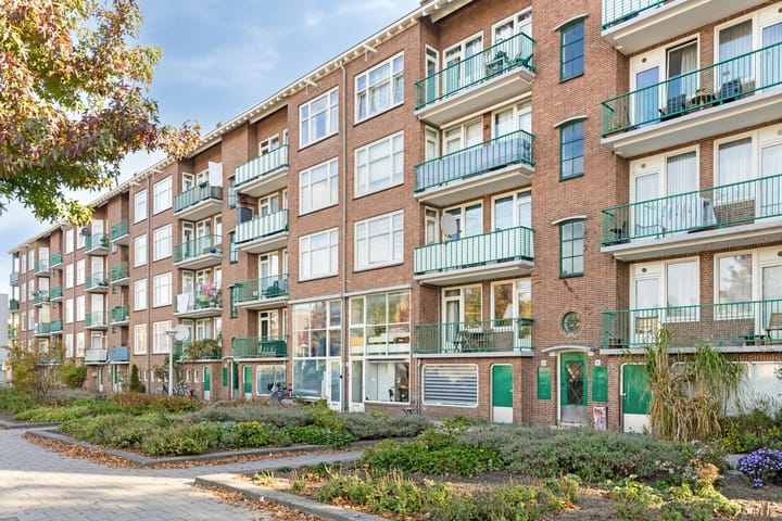 Photo 3 of Robert Scottstraat 10