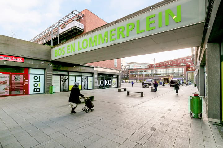 Photo 28 of Robert Scottstraat 10