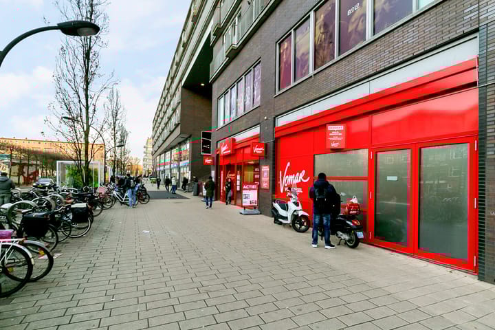 Photo 29 of Robert Scottstraat 10