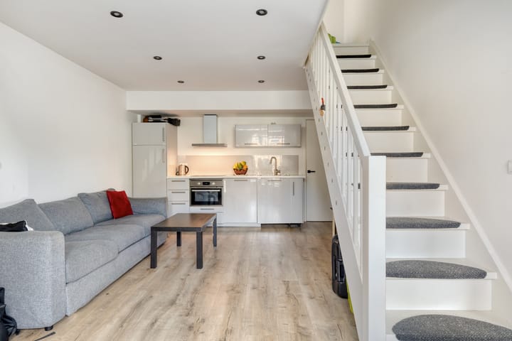 Photo 4 of Robert Scottstraat 10