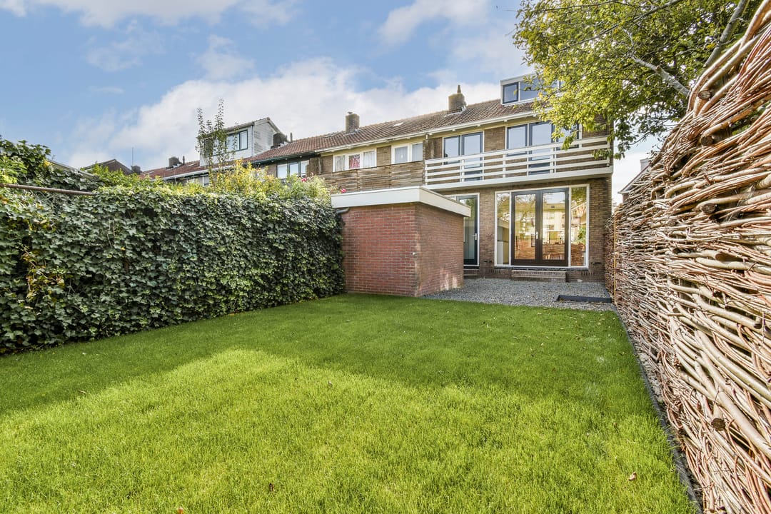 Photo 2 of Henriëtte Ronnerstraat 2