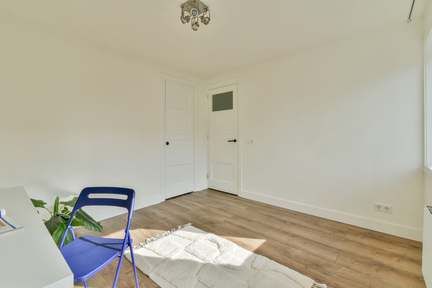 Photo 14 of Henriëtte Ronnerstraat 2