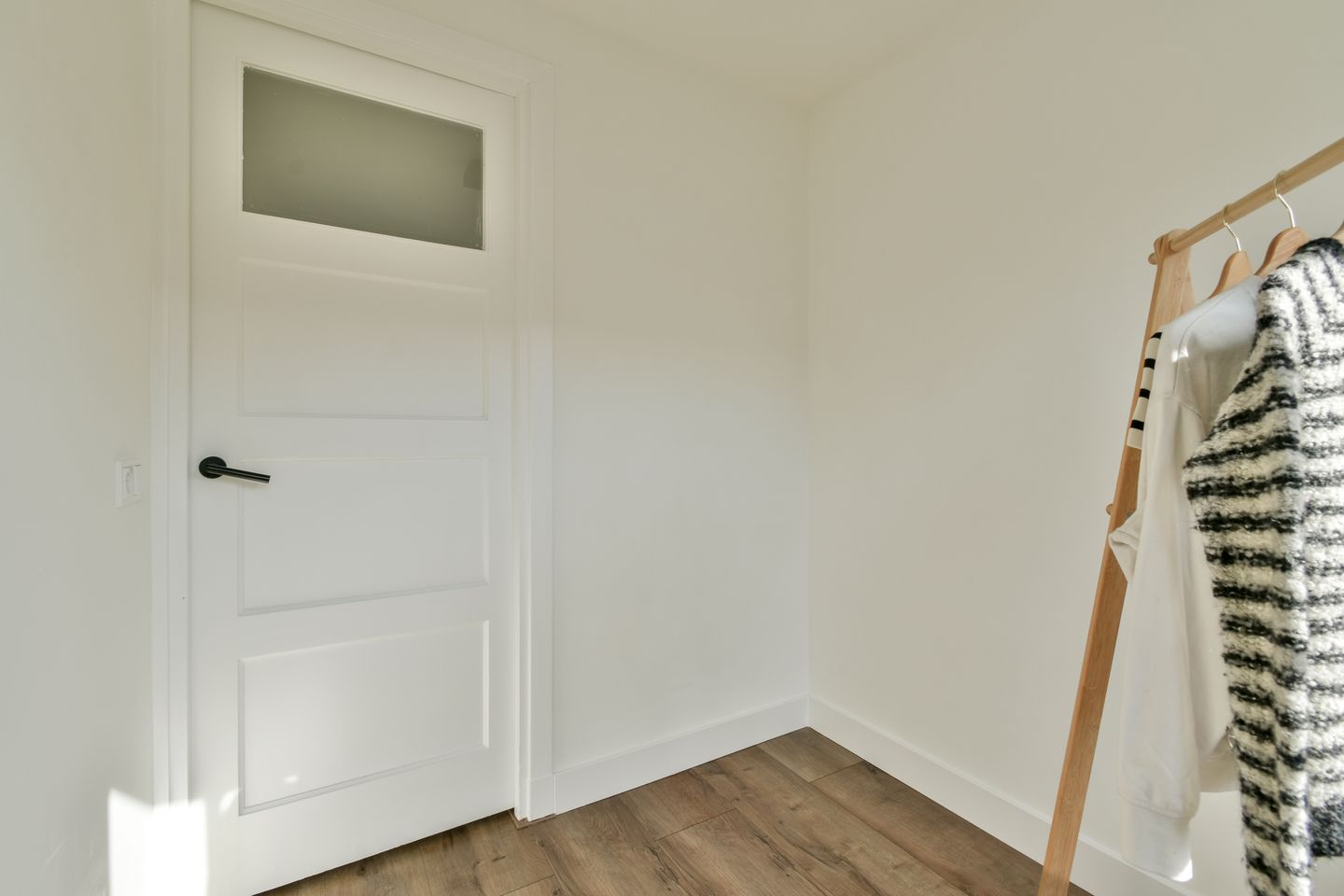 Photo 20 of Henriëtte Ronnerstraat 2