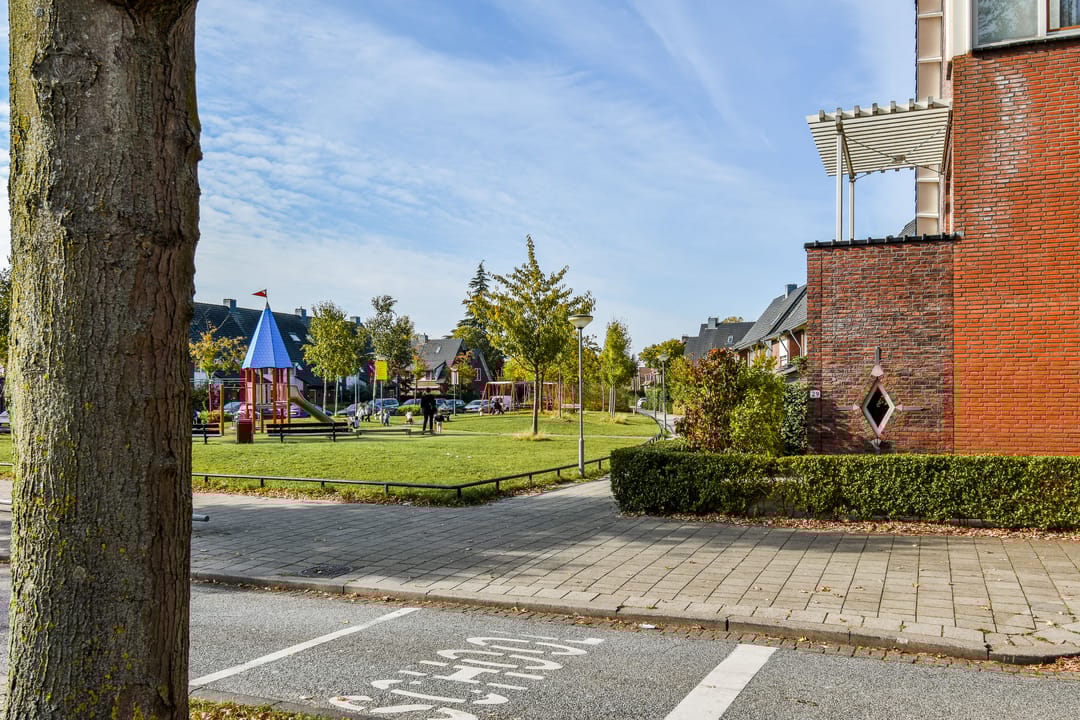 Photo 28 of Henriëtte Ronnerstraat 2