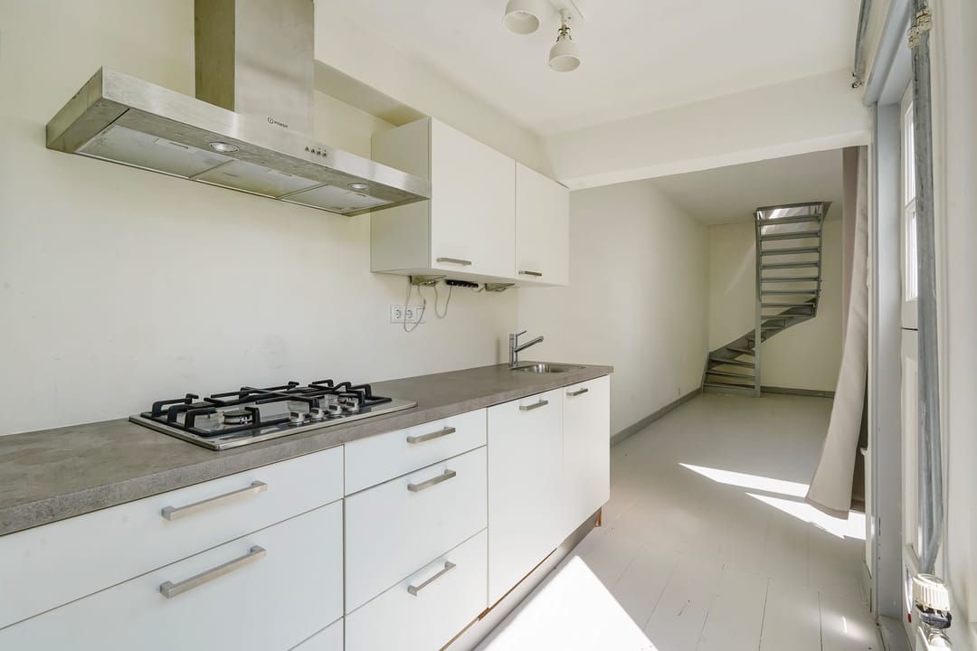 Photo 22 of Prins Hendrikstraat 55-7