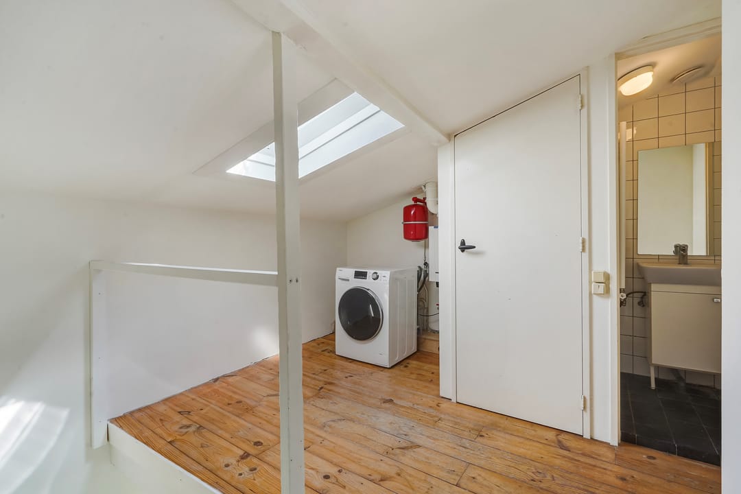 Photo 31 of Prins Hendrikstraat 55-7