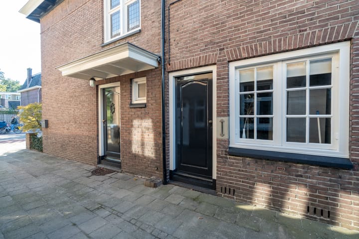 Photo 4 of Oldenzaalsestraat 193