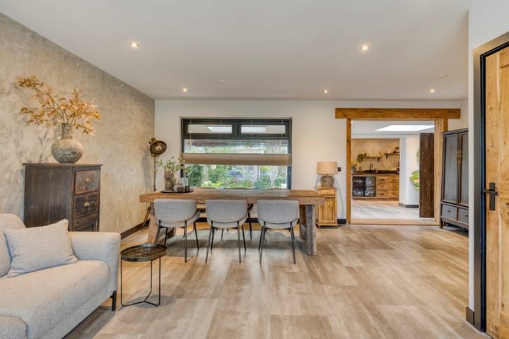 Photo 2 of Jeudestraat 77