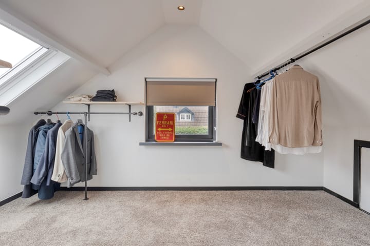 Photo 30 of Jeudestraat 77