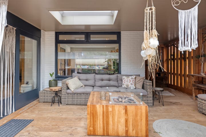 Photo 32 of Jeudestraat 77