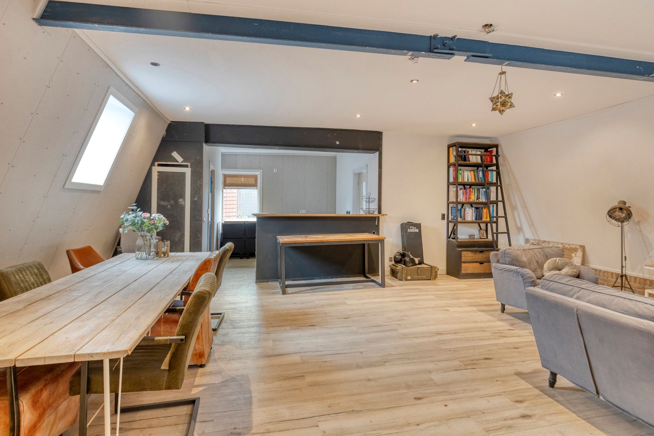 Foto 39 van Jeudestraat 77