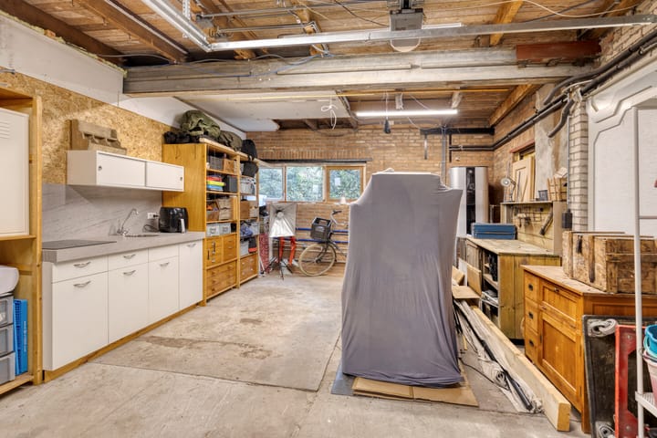 Photo 42 of Jeudestraat 77