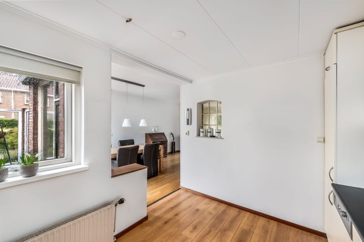 Foto 12 van Bernhardlaan 83