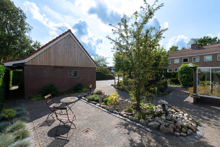 Foto 33 van Bernhardlaan 83