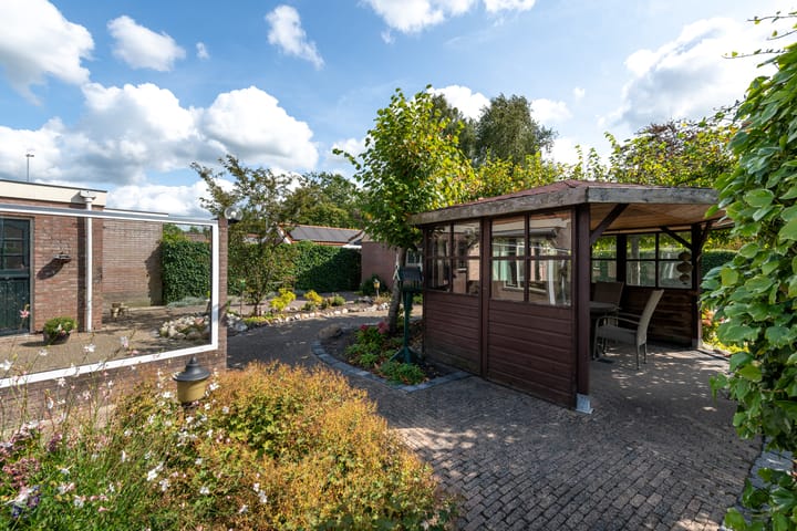 Foto 35 van Bernhardlaan 83