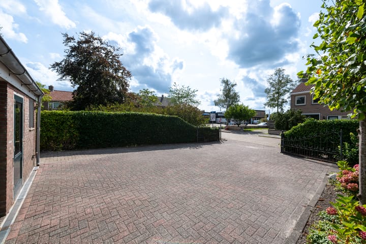 Foto 40 van Bernhardlaan 83