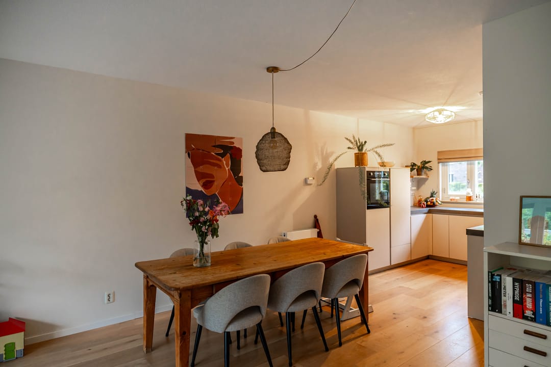 Photo 11 of Joeswerd 45