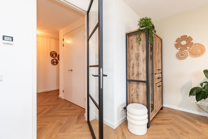 Foto 12 van Robert Hofstadterstraat 26