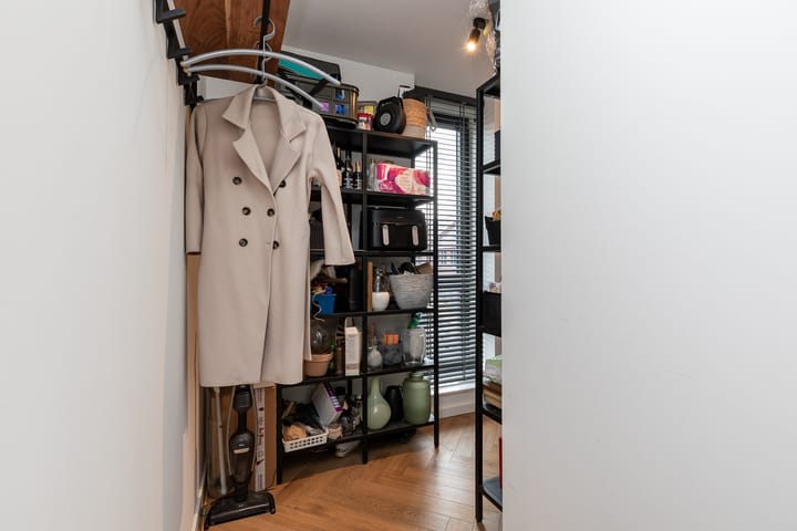 Foto 35 van Robert Hofstadterstraat 26