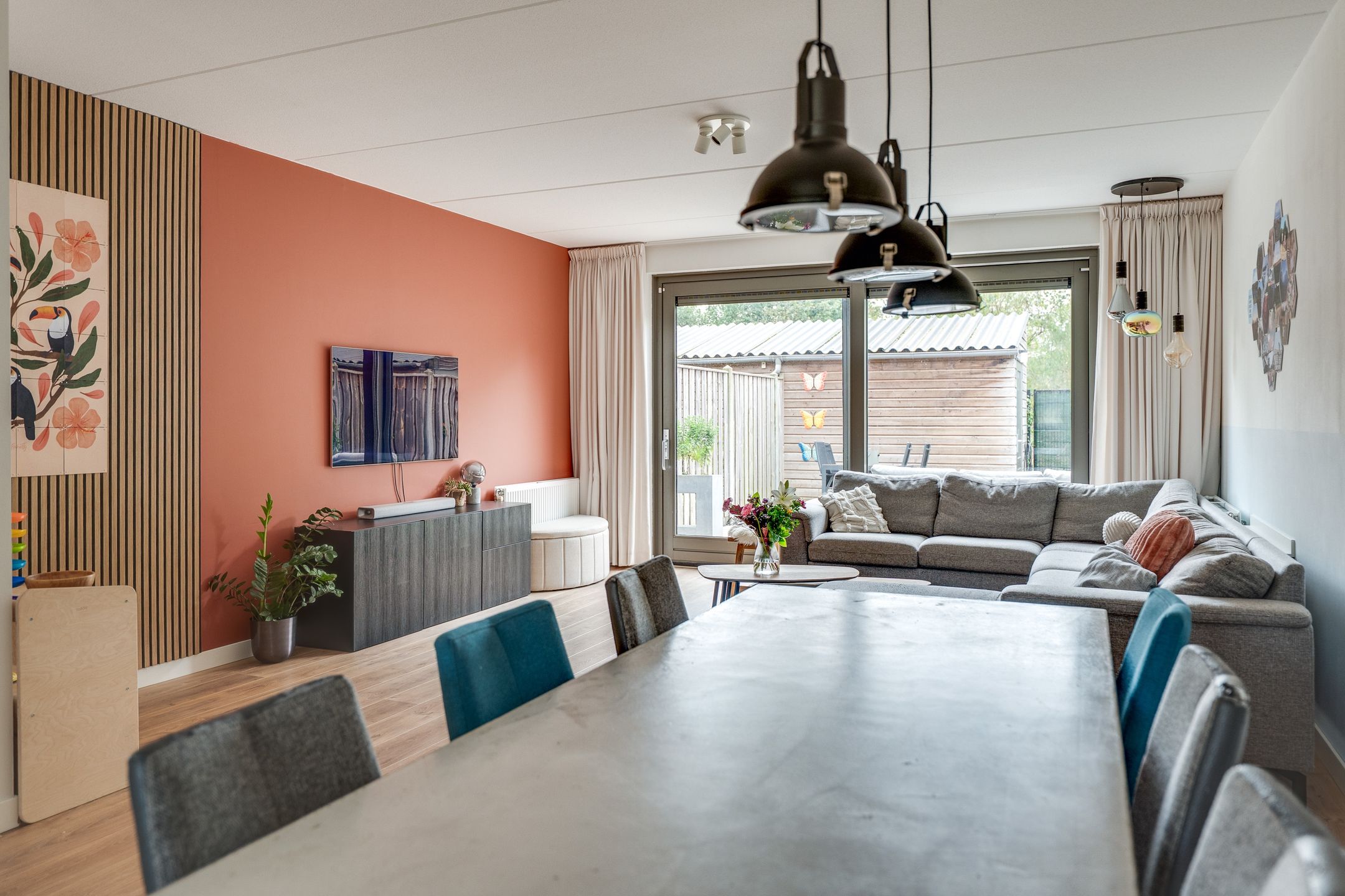 Foto 12 van Honingbij 104