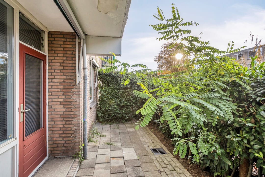 Foto 16 van Adelbert van Scharnlaan F 13