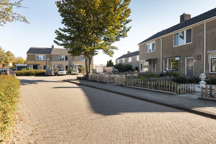 Foto 40 van Vikarijbuorren 37