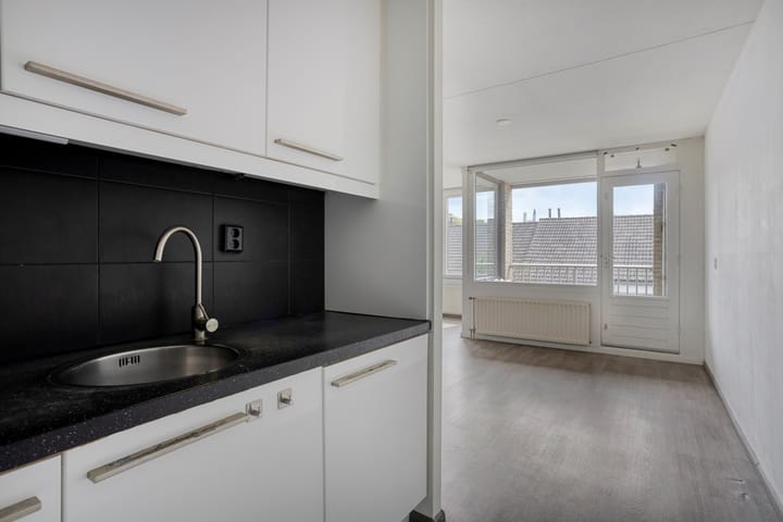 Foto 5 van Volksplein 96-C