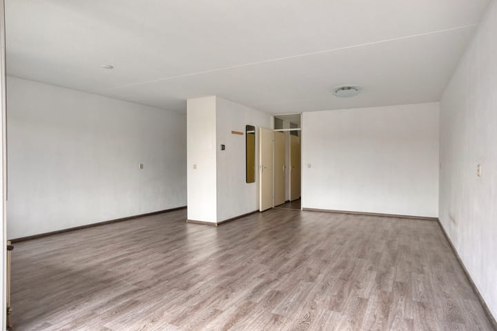 Foto 6 van Volksplein 96-C