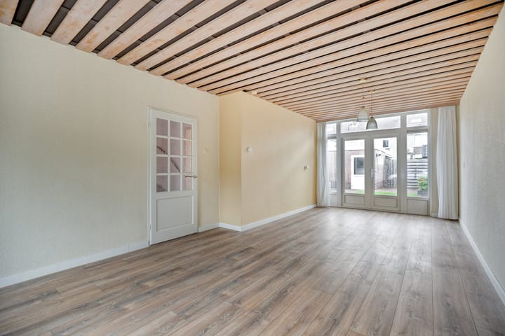 Foto 4 van Tuinfluiterstraat 19