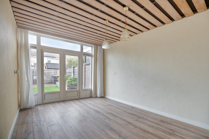 Foto 11 van Tuinfluiterstraat 19