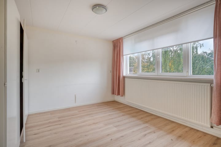 Foto 22 van Tuinfluiterstraat 19